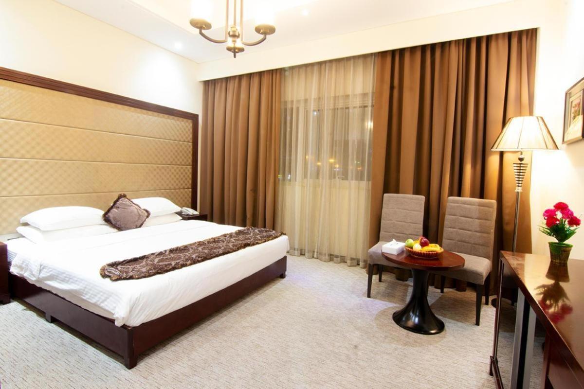 Better Living Apartment Дубай Екстериор снимка