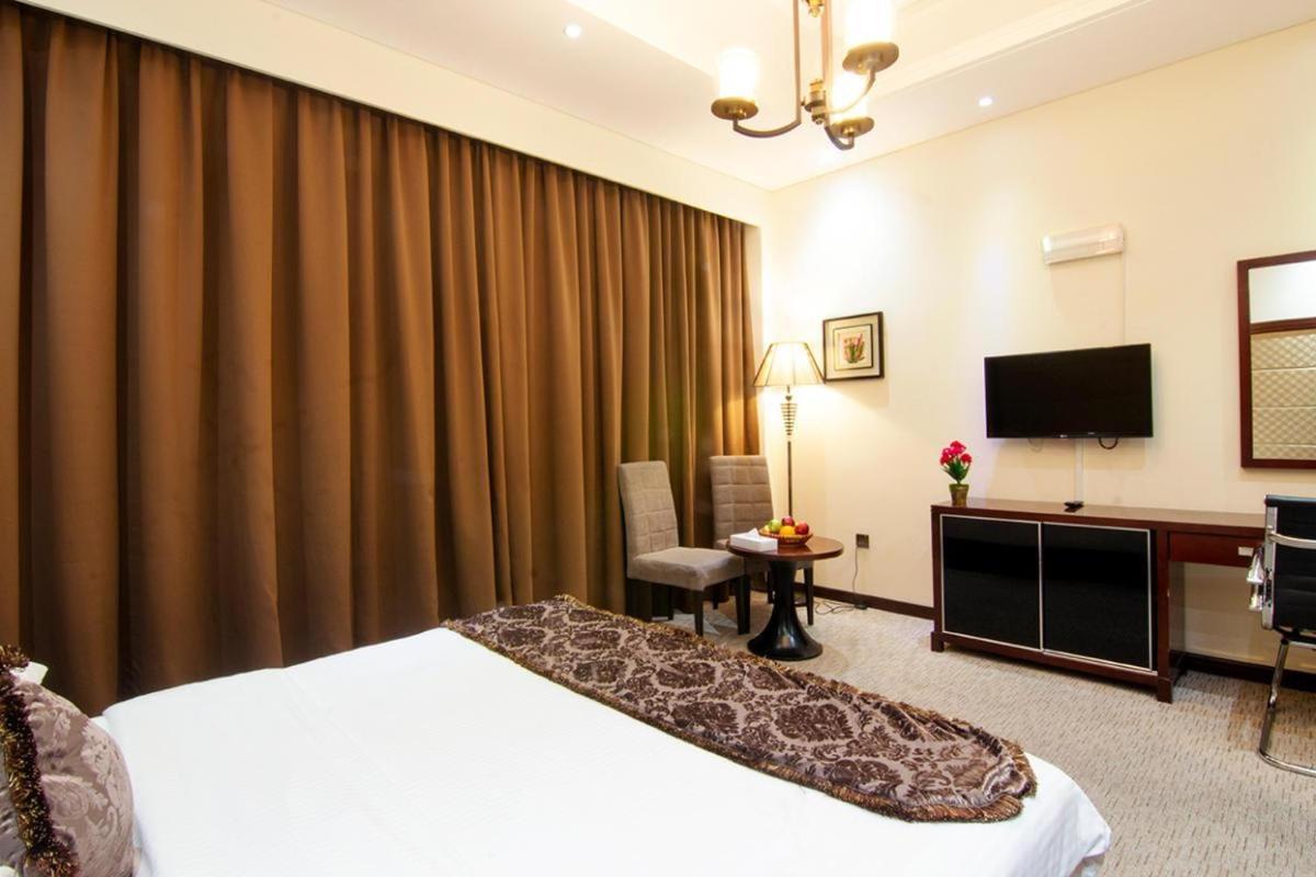 Better Living Apartment Дубай Екстериор снимка